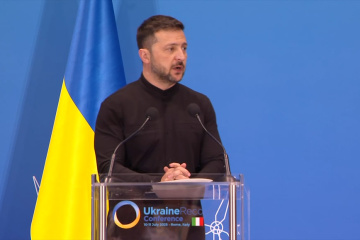 Zelensky : La Russie prévoit de faire durer la guerre
