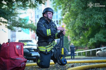 Deux morts et un blessé à Tchernivtsi à la suite d'un attentat russe