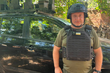Le régiment tchétchène, transféré par la Fédération de Russie à l'Ukraine, est équipé des véhicules blindés les plus modernes