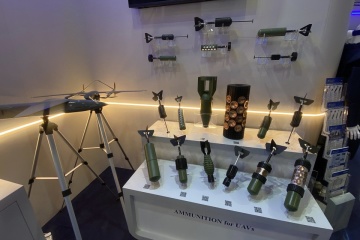 Українська зброя представлена на IDEF-2025 у Стамбулі