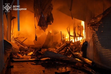 ロシア軍、ウクライナ南部オデーサを無人機で大規模攻撃