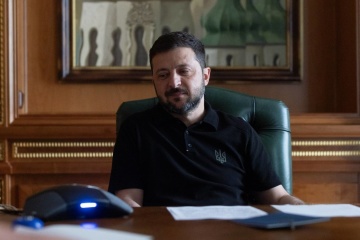 Zelensky, Macron discuss bolstering Ukrainian air defenses, drone production