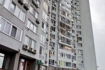 Нічна атака дронів на Київ: КМВА повідомляє про вісьмох постраждалих, серед них дитина