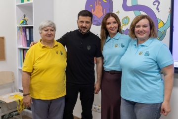Zelensky meets with students from School of Superheroes 