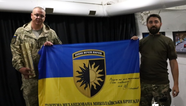 У Миколаєві вперше підписали меморандум про побратимство в ЗСУ У Миколаєві вперше підписали меморандум про побратимство в ЗСУ
