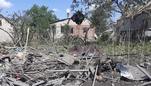 Загарбники минулої доби поранили трьох жителів Донеччини