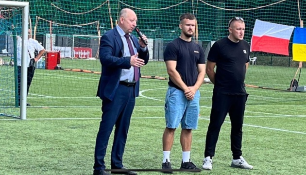 У Польщі провели благодійний футбольний турнір на підтримку ЗСУ