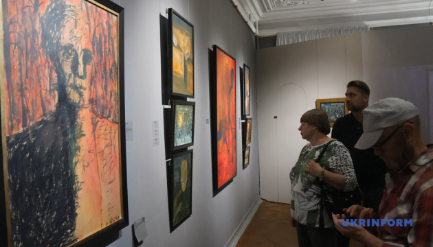 У Києві відкрили виставку картин Артура Котика, написаних під час війни