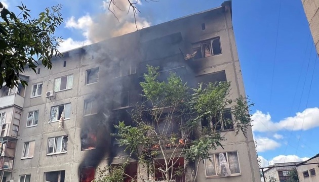 Guerre en Ukraine : Deux civils tués et dix autres blessés dans des bombardements russes sur la région de Donetsk 