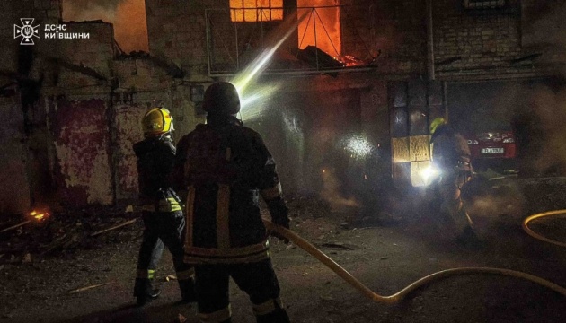Russen greifen Landkreis Fastiw in Region Kyjiw mit Raketen an, es gibt Zerstörungen Russen greifen Landkreis Fastiw in Region Kyjiw mit Raketen an, es gibt Zerstörungen