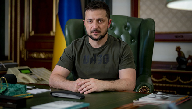 Zelensky: Ukrainian Navy holding the line on water, land, and in the sky Zelensky: Ukrainian Navy holding the line on water, land, and in the sky