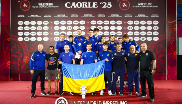 Збірна України посіла третє командне місце на ЧЄ-2025 (U20) з вільної боротьби Збірна України посіла третє командне місце на ЧЄ-2025 (U20) з вільної боротьби