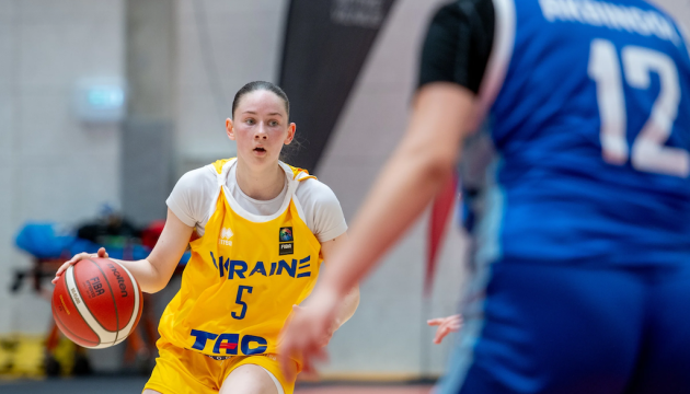 Українські баскетболістки поступилися Румунії на Євро-2025 (U18) Українські баскетболістки поступилися Румунії на Євро-2025 (U18)