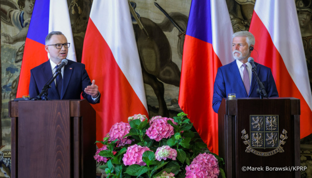 Präsidenten Polens und Tschechiens versichern der Ukraine weitere Unterstützung Präsidenten Polens und Tschechiens versichern der Ukraine weitere Unterstützung