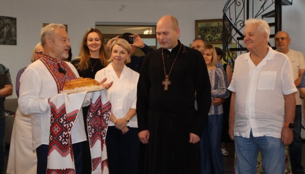 В Українському домі в Казахстані урочисто привітали нового посла України В Українському домі в Казахстані урочисто привітали нового посла України