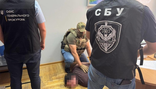 Посадовець Митної служби продавав «посвідчення» ОБСЄ для уникнення мобілізації Посадовець Митної служби продавав «посвідчення» ОБСЄ для уникнення мобілізації