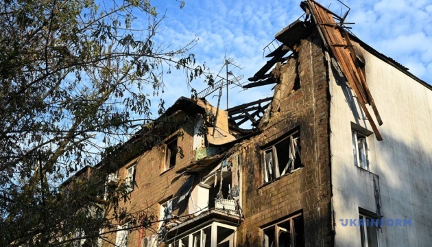 У двох районах Києва розгорнули штаби допомоги постраждалим від російського обстрілу У двох районах Києва розгорнули штаби допомоги постраждалим від російського обстрілу