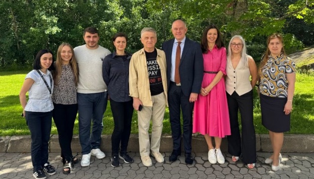 Українська громада зустрілася з новим послом у Фінляндії Українська громада зустрілася з новим послом у Фінляндії