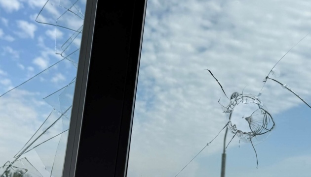 Russian forces launch airstrikes on Kramatorsk community, several civilians injured