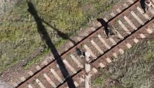 На Куп’янському напрямку прикордонники за допомогою дрона взяли в полон росіян