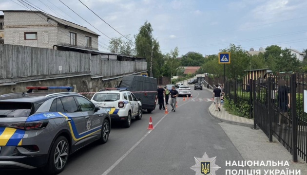 У Петропавлівській Борщагівці авто покотилось на дитину - 9-річний хлопчик загинув