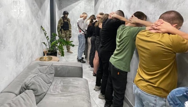 На Дніпропетровщині викрили шахрайську мережу з надання фінансових послуг На Дніпропетровщині викрили шахрайську мережу з надання фінансових послуг