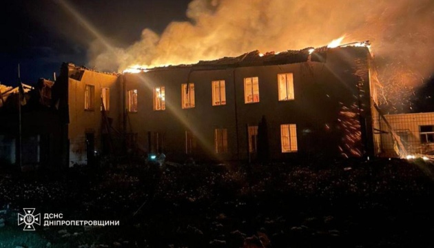 Fire extinguished at Dnipropetrovsk school after Russian strike Fire extinguished at Dnipropetrovsk school after Russian strike
