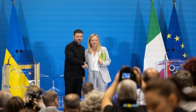 Volodymyr Zelensky dresse le bilan de la Conférence sur la reconstruction à Rome