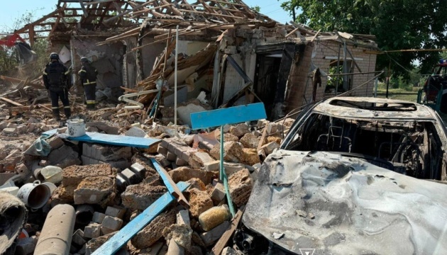Guerre en Ukraine : Un civil tué et un autre blessé dans des bombardements russes sur la région de Dnipropetrovsk 