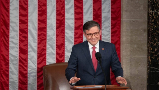 Спікер Джонсон всупереч позиції адміністрації Трампа вимагає розсекретити досьє Епштейна Спікер Джонсон всупереч позиції адміністрації Трампа вимагає розсекретити досьє Епштейна