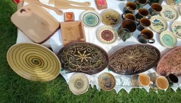 Весільний обряд та випікання пряників: до переліку культурної спадщини внесли нові елементи Весільний обряд та випікання пряників: до переліку культурної спадщини внесли нові елементи