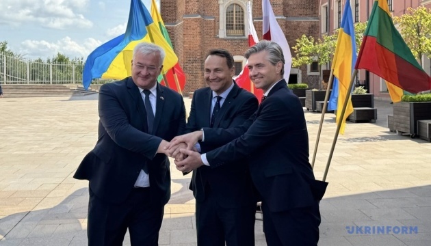 L’Ukraine, la Pologne et la Lituanie renforcent leur coopération diplomatique à Lublin