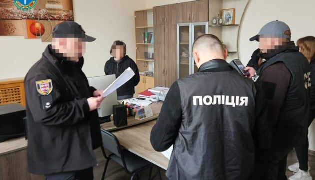 У справі про розтрату понад ₴22 мільйонів у вінницькій філії Укрзалізниці уже четверо підозрюваних У справі про розтрату понад ₴22 мільйонів у вінницькій філії Укрзалізниці уже четверо підозрюваних