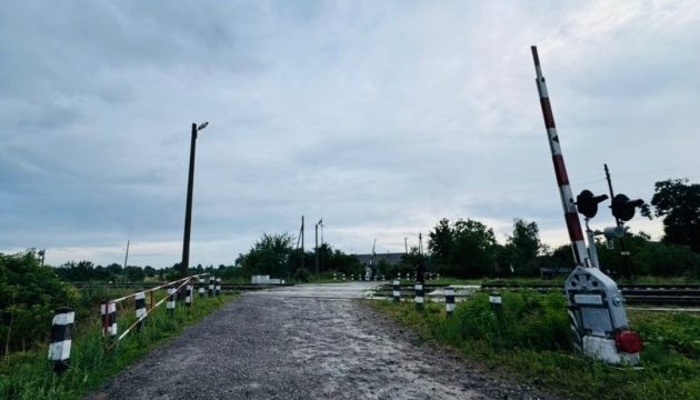 На Івано-Франківщині потяг збив неповнолітню дівчину