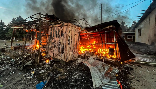 На Харківщині за добу через російські обстріли постраждали п'ятеро людей На Харківщині за добу через російські обстріли постраждали п'ятеро людей
