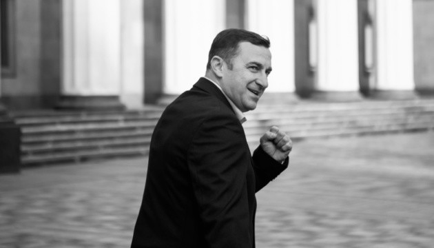 Стефанчук висловив співчуття через загибель депутата Ярослава Рущишина Стефанчук висловив співчуття через загибель депутата Ярослава Рущишина