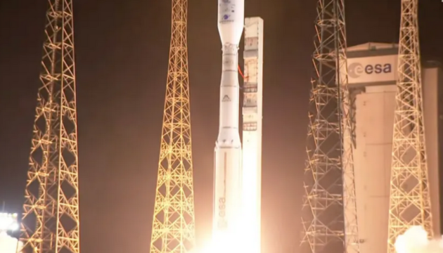 Arianespace запустила п’ять супутників для Космічного агентства Франції