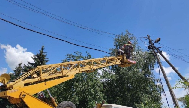 Енергетики за тиждень відновили світло у 21 населеному пункті Донеччини