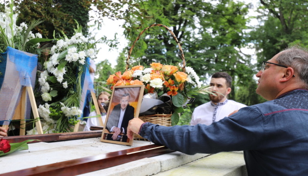 У Львові попрощалися з народним депутатом Ярославом Рущишиним У Львові попрощалися з народним депутатом Ярославом Рущишиним