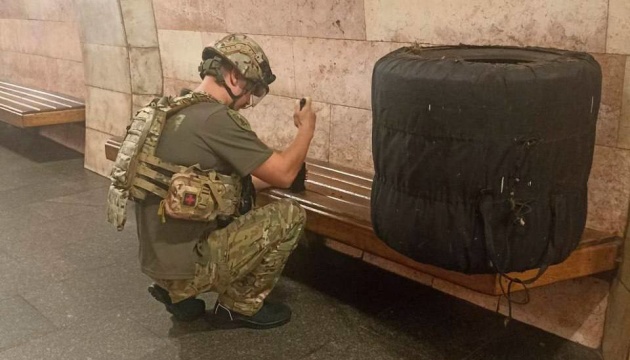 Станція метро «Либідська» у Києві відновила роботу - вибухівку не знайшли Станція метро «Либідська» у Києві відновила роботу - вибухівку не знайшли