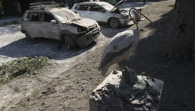 Guerre en Ukraine : Trois morts, dont une femme enceinte, et 22 blessés après une frappe russe sur un hôpital à Kamyanske 