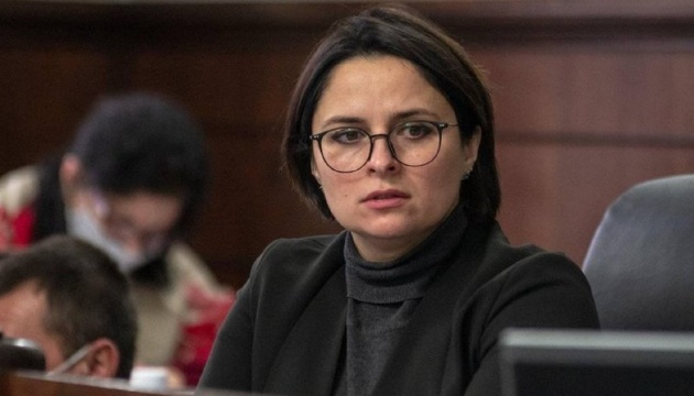 У Чернівцях депутати достроково припинили повноваження секретаря міськради