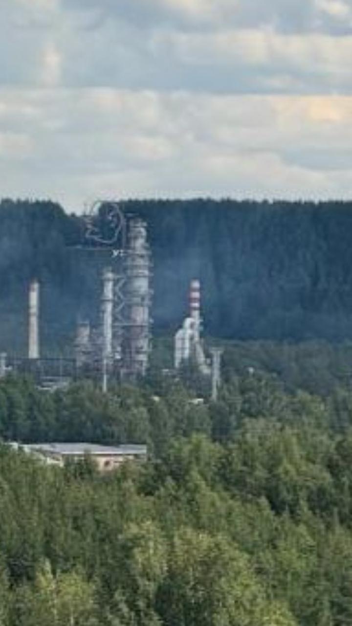 Дрони ГУР атакували російський НПЗ за 2000 кілометрів від України - джерело