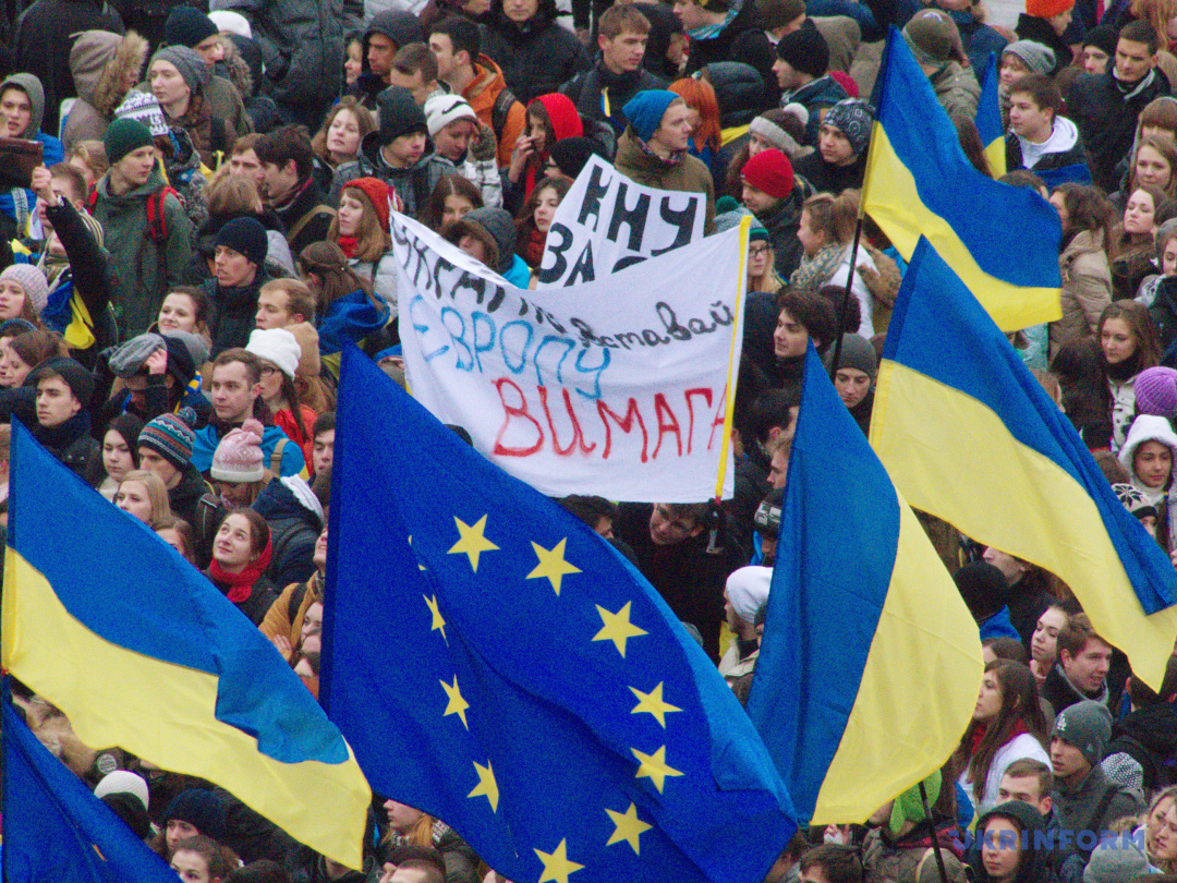 На фото: активісти під час Євромайдану, Київ, 26 листопада 2013 року. Фото Володимира Фаліна