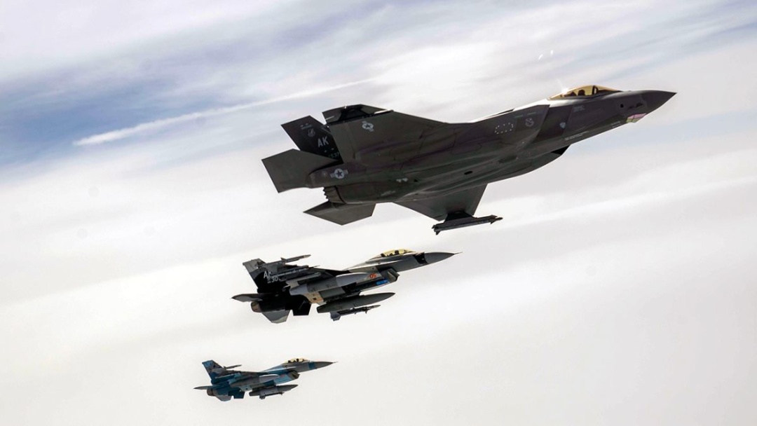 Білий дім виключив відправку американських військ. Натомість Вашингтон готовий розгорнути свій «небесний щит» над Україною