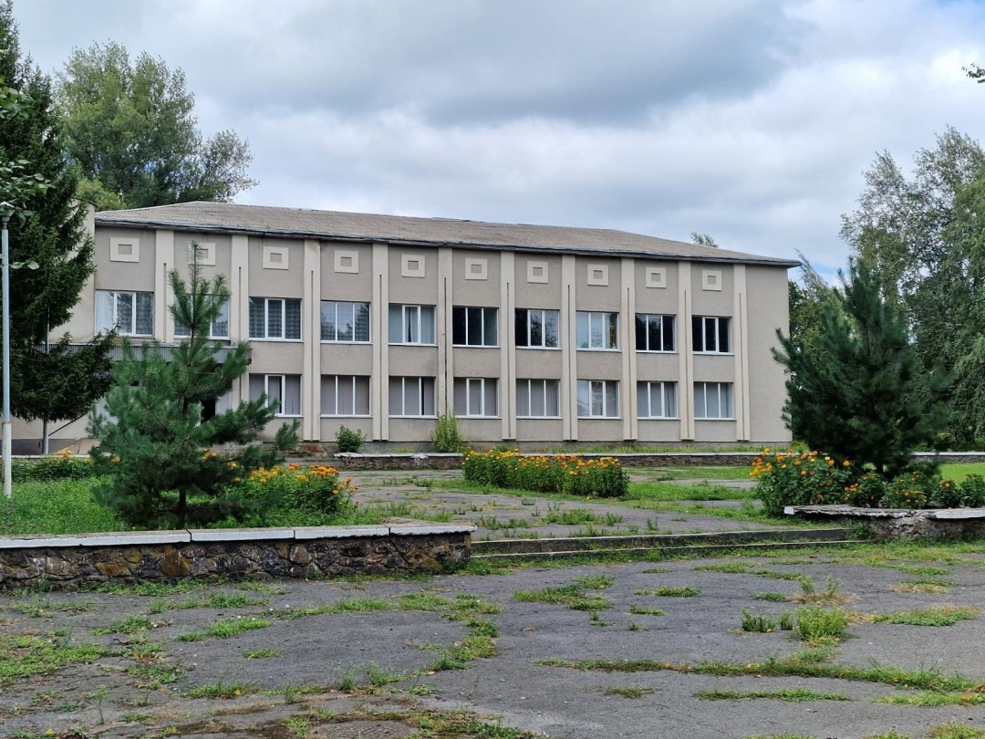   Будинок культури в Ковраї