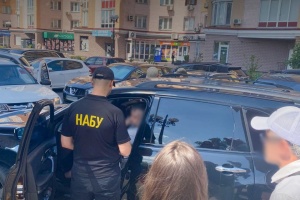 Викриття народного депутата й чиновників на хабарі: у НАБУ розповіли подробиці