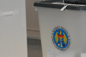 У Молдові викрили схему підкупу виборців через додаток, яким керують з РФ