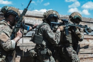 Generalstab meldet seit Beginn des Tages 69 Gefechte, an 7 Frontabschnitten wird weiterhin gekämpft 
