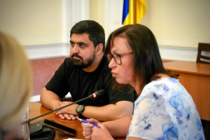 Ткаченко доручив головам київських РДА прискорити опрацювання заявок за програмою «єВідновлення»